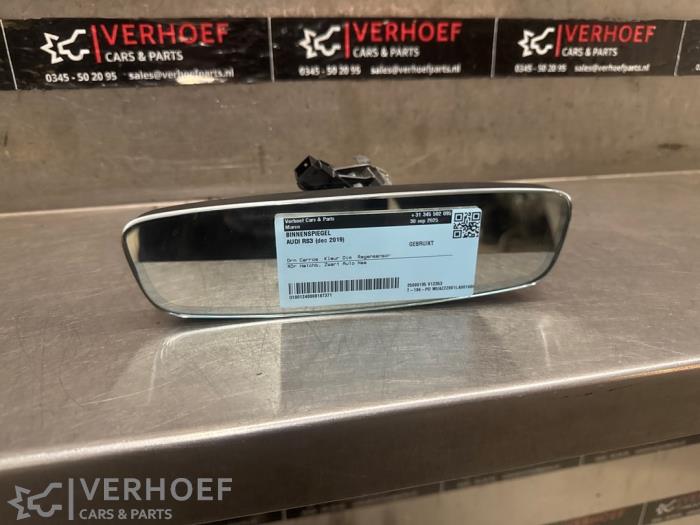 Używane Lusterko wewnetrzne Audi RS 3 Sportback (8VA/8VF) 2.5 TFSI 20V Quattro Cena € 75,00 Procedura marży oferowane przez Verhoef Cars & Parts