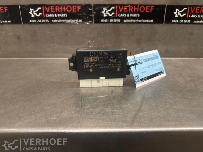 Usados Módulo PDC Audi RS 3 Sportback (8VA/8VF) 2.5 TFSI 20V Quattro Precio € 50,00 Norma de margen ofrecido por Verhoef Cars & Parts