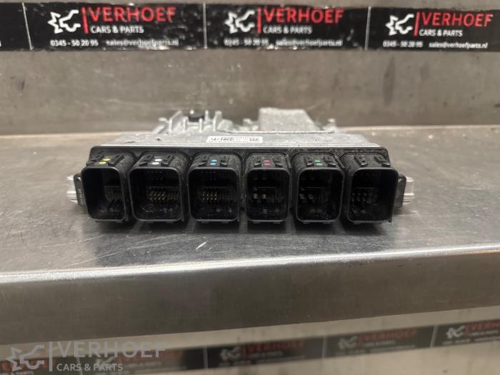 Used Engine management computer Maserati Grecale 2.0 GT MHEV Q4 16V Price on request offered by Verhoef Cars & Parts