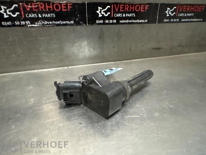 Usagé Bobine Volkswagen Polo VI (AW1) 1.0 MPI 12V Prix € 20,00 Règlement à la marge proposé par Verhoef Cars & Parts