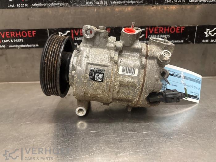 Usagé Compresseur de clim Volkswagen Polo VI (AW1) 1.0 MPI 12V Prix € 125,00 Règlement à la marge proposé par Verhoef Cars & Parts