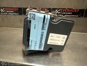 ABS Pumpe van een Volkswagen Polo VI (AW1) 1.0 MPI 12V 2018