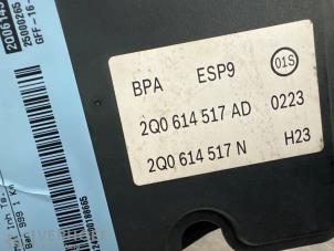 ABS Pumpe van een Volkswagen Polo VI (AW1) 1.0 MPI 12V 2018