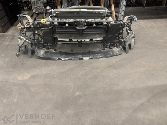 Usados Panel frontal Dodge 1500 Crew Cab (DS) 5.7 Hemi V8 Precio € 1.210,00 IVA incluido ofrecido por Verhoef Cars & Parts