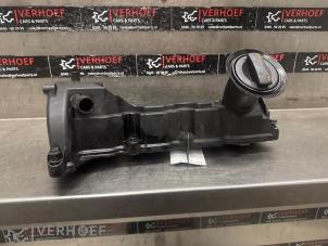 Ventildeckel van een Audi A4 Avant (B8) 3.0 TDI 245 V6 24V Quattro 2013