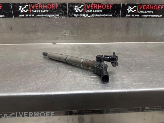 Usagé Injecteurs Audi A4 Avant (B8) 3.0 TDI 245 V6 24V Quattro Prix € 150,00 Règlement à la marge proposé par Verhoef Cars & Parts