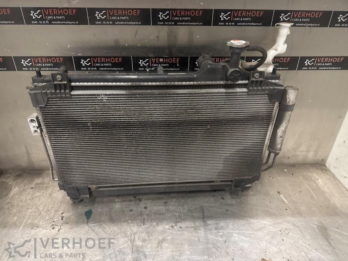 Gebrauchte Kühler Set Mitsubishi Outlander (GF/GG) 2.0 16V PHEV 4x4 Preis € 350,00 Margenregelung angeboten von Verhoef Cars & Parts