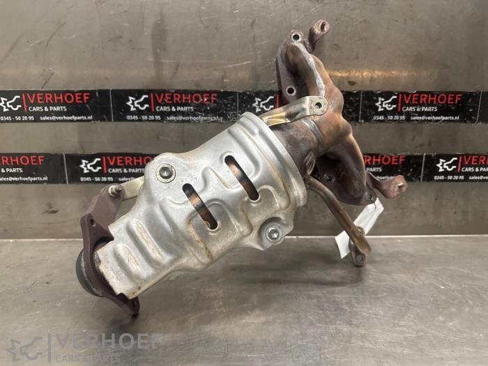 Gebrauchte Katalysator Toyota Yaris III (P13) 1.33 16V Dual VVT-I Preis € 250,00 Margenregelung angeboten von Verhoef Cars & Parts