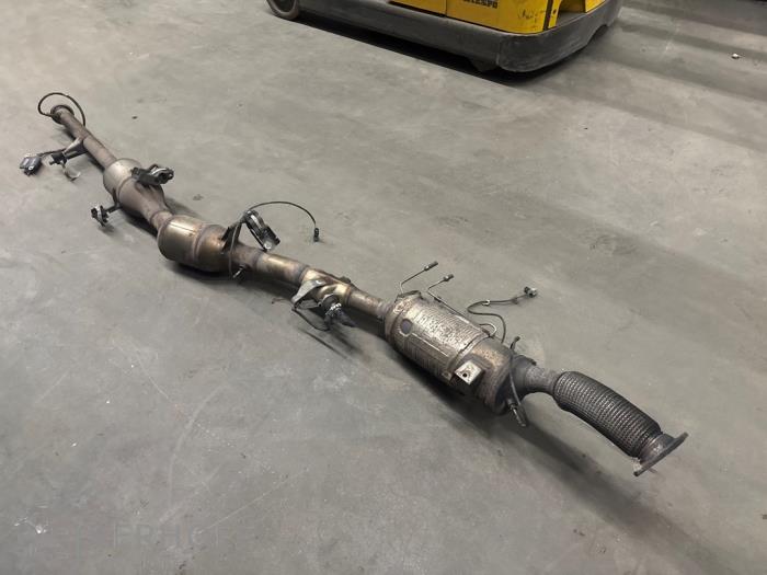 Gebrauchte Rußfilter Renault Trafic (1FL/2FL/3FL/4FL) 1.6 dCi 125 Twin Turbo Preis auf Anfrage angeboten von Verhoef Cars & Parts