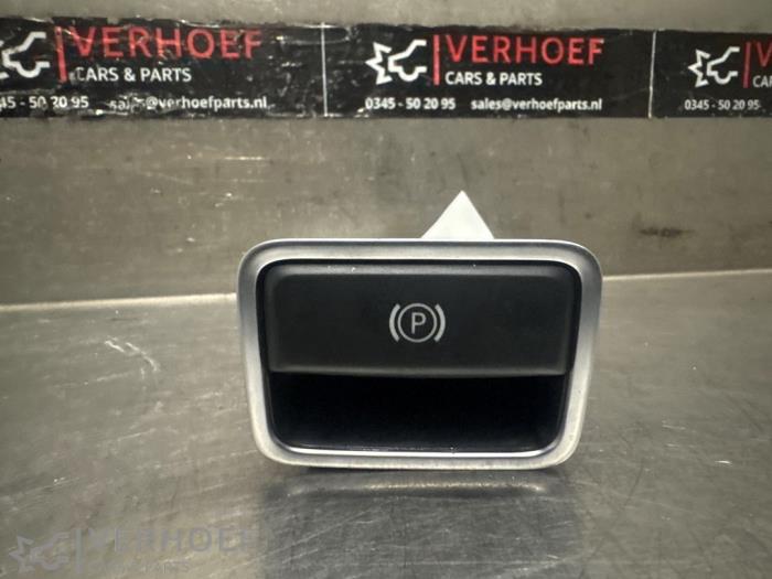 Gebrauchte Handbremse Schalter Mercedes S (222.0/222.1) 3.0 S-350d Preis auf Anfrage angeboten von Verhoef Cars & Parts