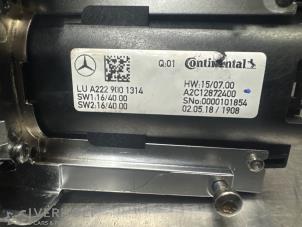 On-board computer controller from a Mercedes-Benz S (222.0/222.1) 3.0 S-350d 2018