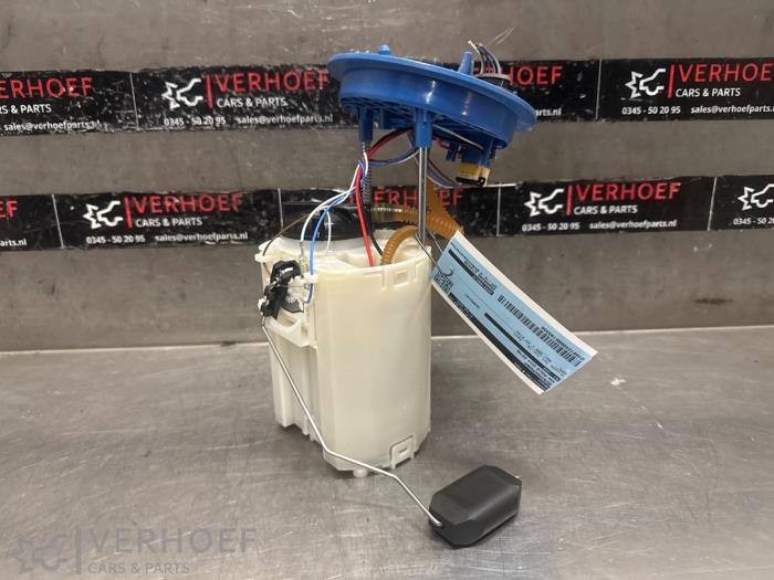 Gebrauchte Benzinpumpe Volkswagen Polo VI (AW1) 1.0 MPI 12V Preis € 75,00 Margenregelung angeboten von Verhoef Cars & Parts