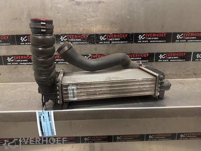 Usados Intercooler Ford Transit Connect (PJ2) 1.5 TDCi ECOnetic Precio € 72,60 IVA incluido ofrecido por Verhoef Cars & Parts