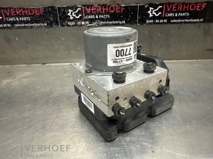 Usagé Bloc ABS Hyundai i10 1.0 T-GDi 12V N-Line Prix € 250,00 Règlement à la marge proposé par Verhoef Cars & Parts