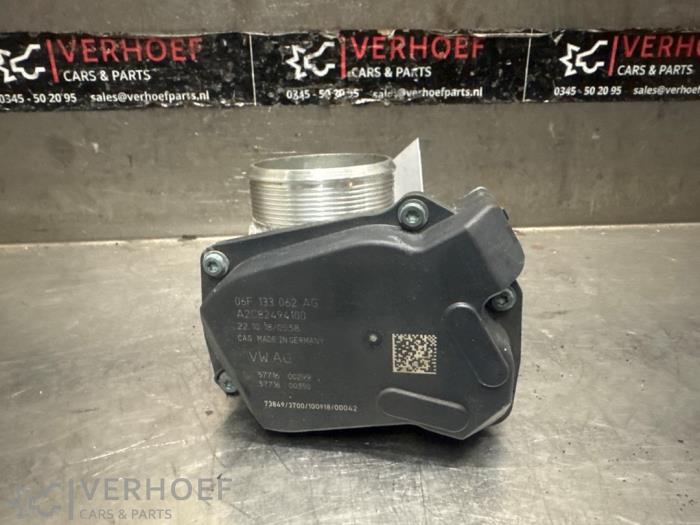 Usagé Boitier papillon Volkswagen Golf VII (AUA) 2.0 GTI 16V Performance Package Prix € 35,00 Règlement à la marge proposé par Verhoef Cars & Parts