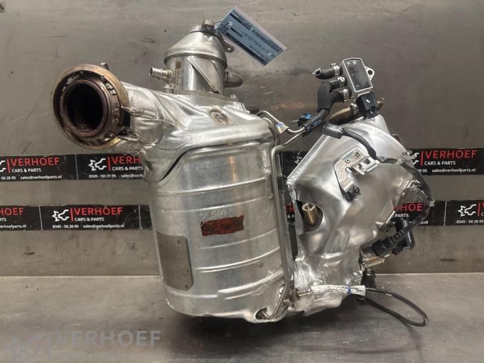 Gebrauchte Rußfilter Nissan Primastar 2.0 dCi 130 Preis auf Anfrage angeboten von Verhoef Cars & Parts
