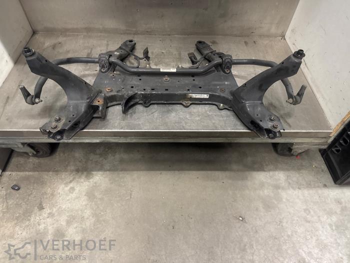 Used Subframe BMW 2 serie Active Tourer (F45) 218i 1.5 TwinPower Turbo 12V Price € 125,00 Margin scheme offered by Verhoef Cars & Parts