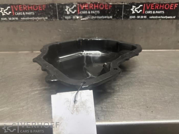 Usagé Couvercle carter Hyundai i10 1.0 12V Prix sur demande proposé par Verhoef Cars & Parts