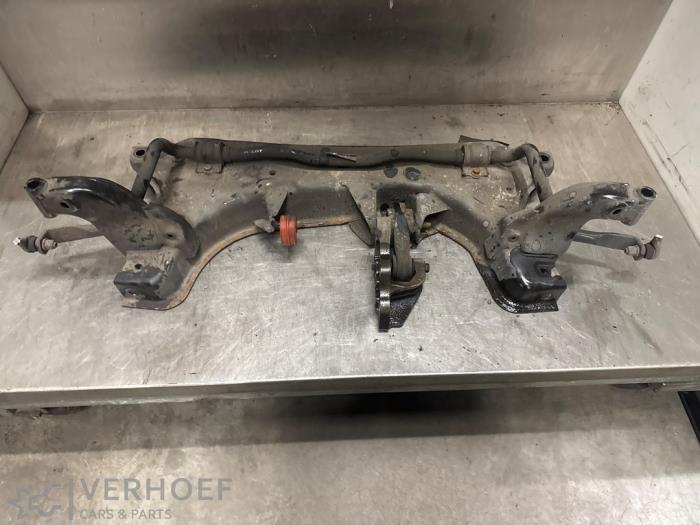 Usados Subchasis Ford Fiesta 7 1.1 Ti-VCT 12V 70 Precio de solicitud ofrecido por Verhoef Cars & Parts