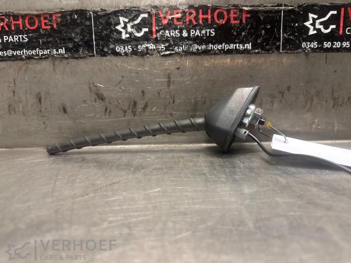 Używane Antena Kia Pro cee'd (JDB3) 1.6 GDI 16V Cena € 75,00 Procedura marży oferowane przez Verhoef Cars & Parts