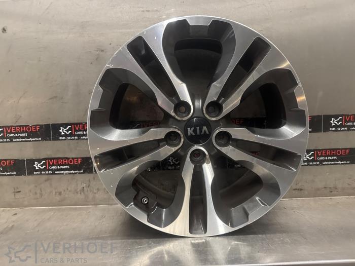 Używane Obrecz Kia Pro cee'd (JDB3) 1.6 GDI 16V Cena € 125,00 Procedura marży oferowane przez Verhoef Cars & Parts