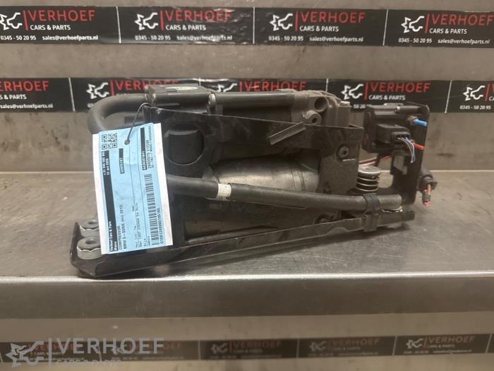 Gebrauchte Kompressor BMW 5 serie Touring (F11) 520i 16V Preis auf Anfrage angeboten von Verhoef Cars & Parts