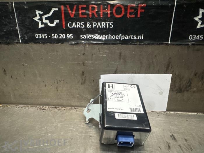 Used Smart entry computer Toyota Yaris III (P13) 1.5 16V Hybrid Price on request offered by Verhoef Cars & Parts