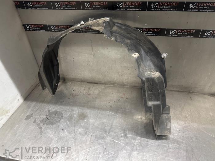 Używane Nadkole Mitsubishi ASX 1.6 MIVEC 16V Cena na żądanie oferowane przez Verhoef Cars & Parts