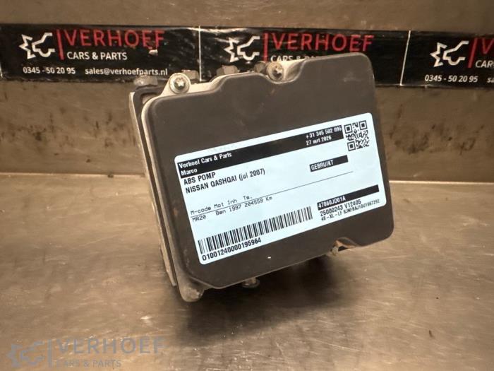 Begagnade ABS-pump Nissan Qashqai (J10) 2.0 16V Pris € 75,00 Marginaltabell erbjuds av Verhoef Cars & Parts