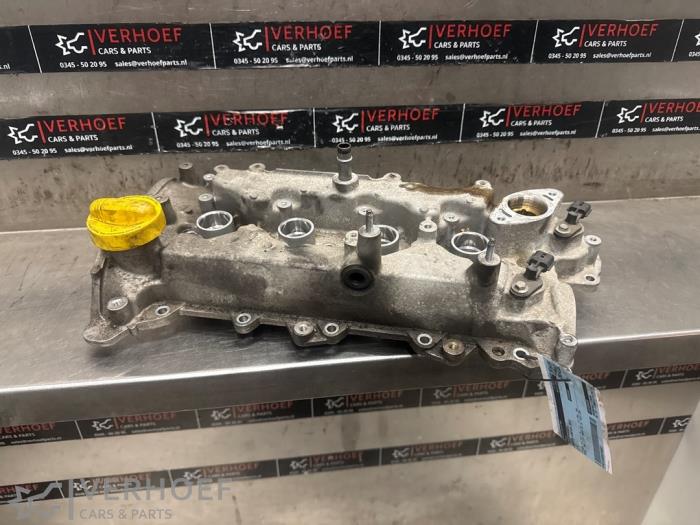 Usagé Couvercle soupapes Nissan Juke (F15) 1.2 DIG-T 16V Prix € 125,00 Règlement à la marge proposé par Verhoef Cars & Parts