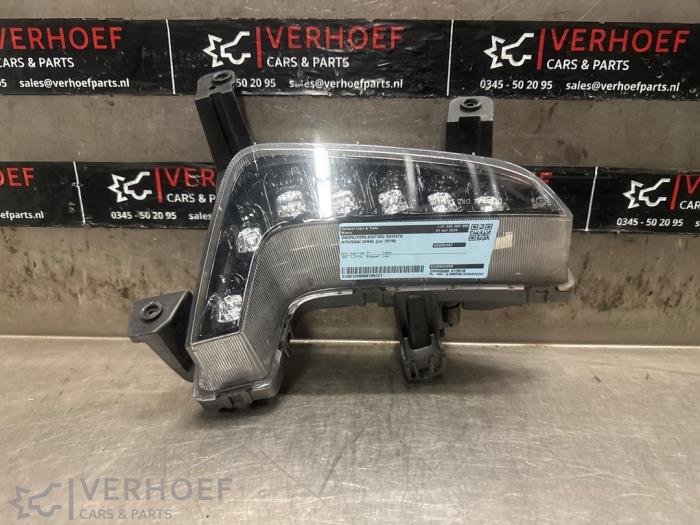 Usagé Veilleuse droite Hyundai Ioniq 1.6 GDI 16V Hybrid Prix € 225,00 Règlement à la marge proposé par Verhoef Cars & Parts