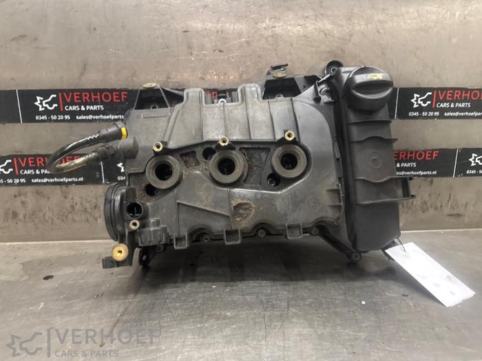 Usagé Couvercle soupapes Citroen C4 Cactus (0B/0P) 1.2 PureTech 82 12V Prix € 125,00 Règlement à la marge proposé par Verhoef Cars & Parts