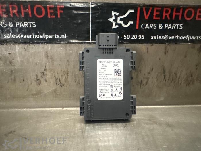 Begagnade Dödvinkelsensor Jaguar I-Pace EV320 AWD Pris € 125,00 Marginaltabell erbjuds av Verhoef Cars & Parts