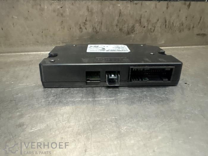 Używane Modul Bluetooth Ford Transit Courier 1.5 TDCi 75 Cena na żądanie oferowane przez Verhoef Cars & Parts