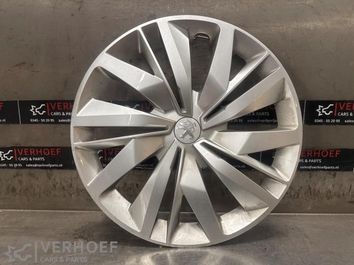 Gebrauchte Radkappe Peugeot 208 II (UB/UH/UP) 1.2 Vti 12V PureTech 75 Preis € 25,00 Margenregelung angeboten von Verhoef Cars & Parts