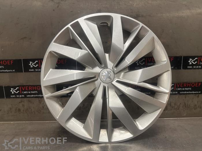 Gebrauchte Radkappe Peugeot 208 II (UB/UH/UP) 1.2 Vti 12V PureTech 75 Preis € 25,00 Margenregelung angeboten von Verhoef Cars & Parts