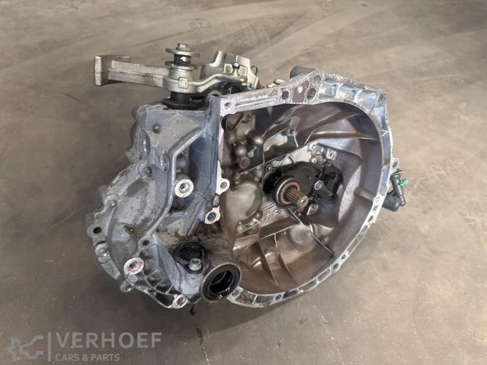 Getriebe Peugeot 208 II (UB/UH/UP), 2019 1.2 Vti 12V PureTech 75, Fließheck, 4-tr, Benzin, 1.199cc, 55kW (75pk), FWD, EB2FAD; HMH, 2019-06, UPHMH (Gebraucht)