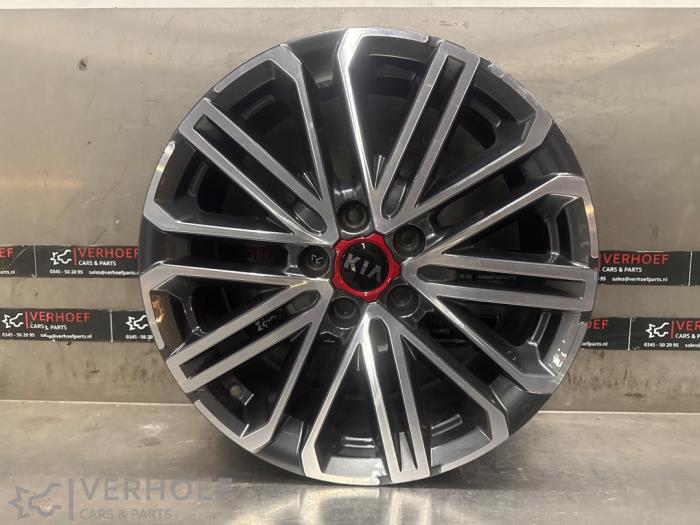 Używane Obrecz Kia Proceed (CD) 1.6 T-GDI 16V DCT Cena na żądanie oferowane przez Verhoef Cars & Parts