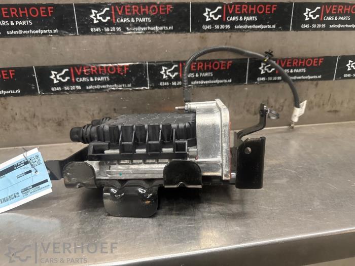 Begagnade Värmeelement Opel Corsa F (UB/UH/UP) Electric, Corsa-e 50kWh Pris på förfrågan erbjuds av Verhoef Cars & Parts
