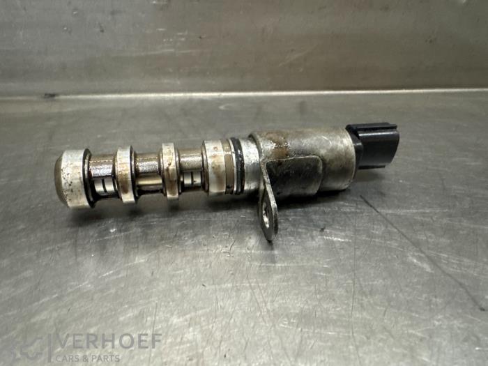 Begagnade Kamaxelsensor Nissan Note (E12) 1.2 DIG-S 98 Pris på förfrågan erbjuds av Verhoef Cars & Parts