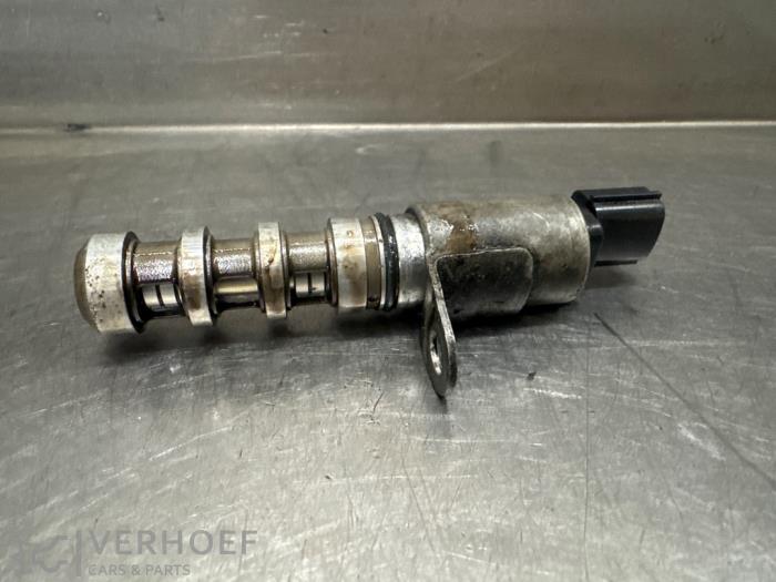 Begagnade Kamaxelsensor Nissan Note (E12) 1.2 DIG-S 98 Pris på förfrågan erbjuds av Verhoef Cars & Parts
