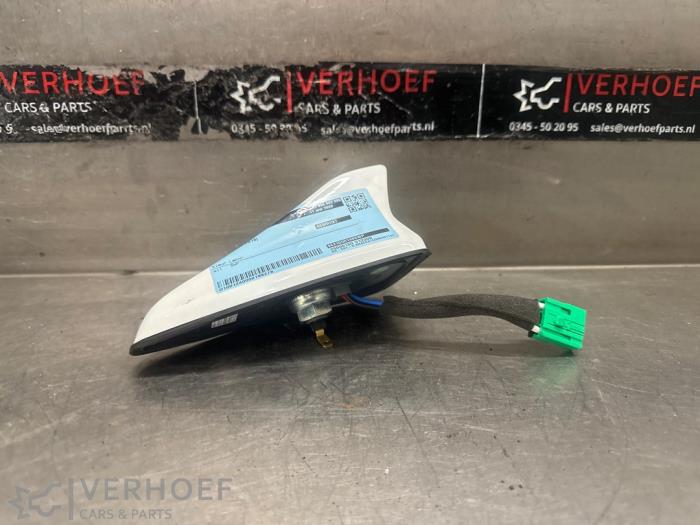 Używane Antena Kia Niro I (DE) 1.6 GDI Hybrid Cena € 110,00 Procedura marży oferowane przez Verhoef Cars & Parts