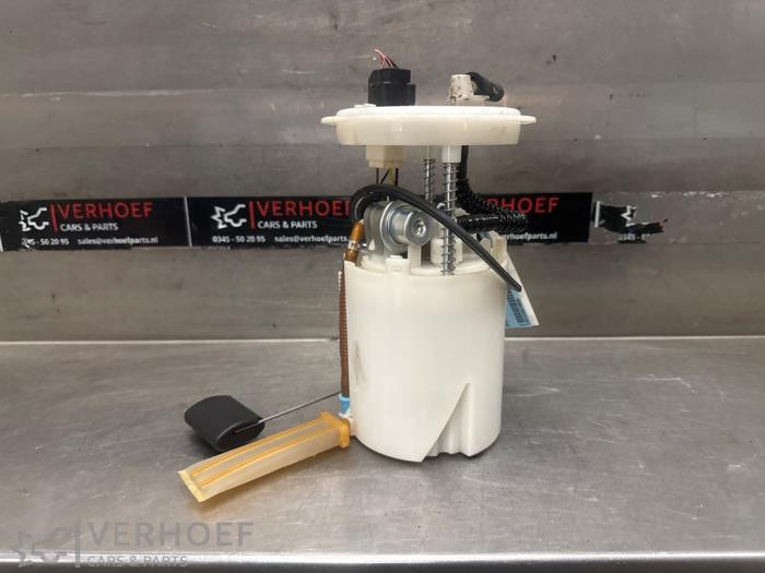 Gebrauchte Benzinpumpe Kia Cee'd Sporty Wagon (EDF) 1.4 CVVT 16V Preis auf Anfrage angeboten von Verhoef Cars & Parts