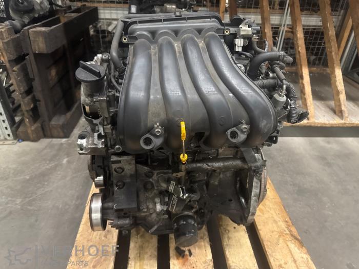 Used Engine Nissan Qashqai (J10) 2.0 16V Price on request offered by Verhoef Cars & Parts