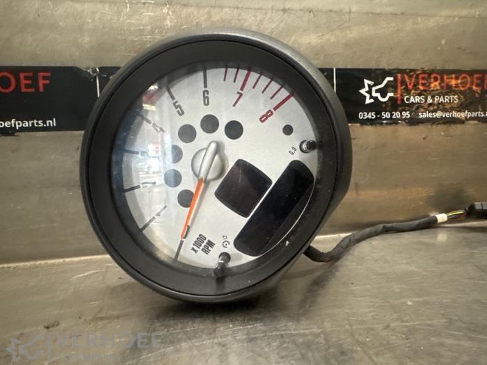 Używane Obrotomierz Mini Mini (R56) 1.6 16V One Cena na żądanie oferowane przez Verhoef Cars & Parts