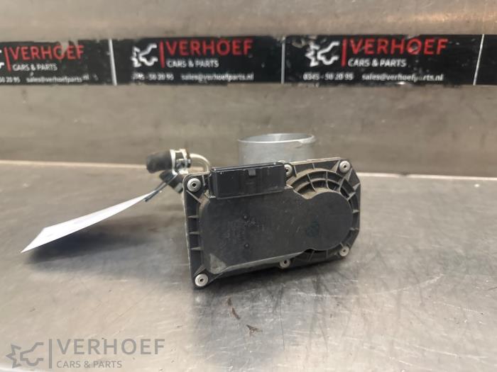 Gebrauchte Drosselklappengehäuse Toyota Yaris III (P13) 1.33 16V Dual VVT-I Preis € 60,00 Margenregelung angeboten von Verhoef Cars & Parts