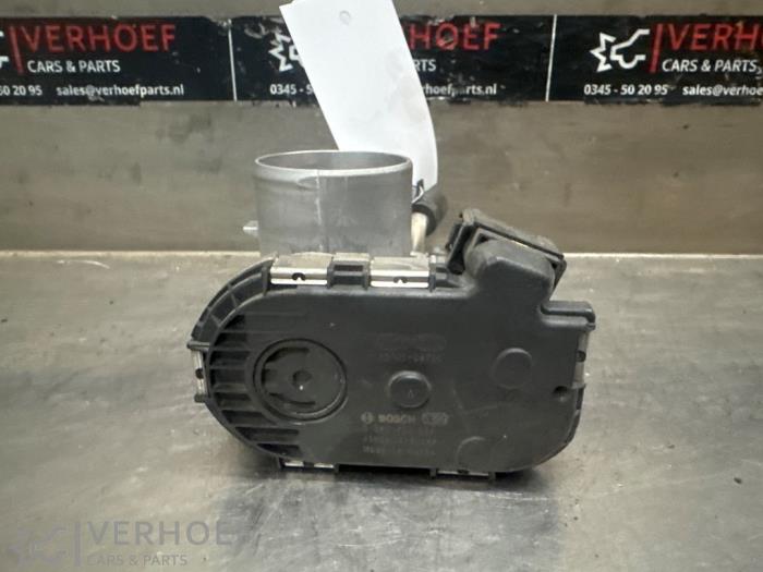 Gebrauchte Drosselklappengehäuse Hyundai i20 (GBB) 1.2i 16V Preis € 50,00 Margenregelung angeboten von Verhoef Cars & Parts