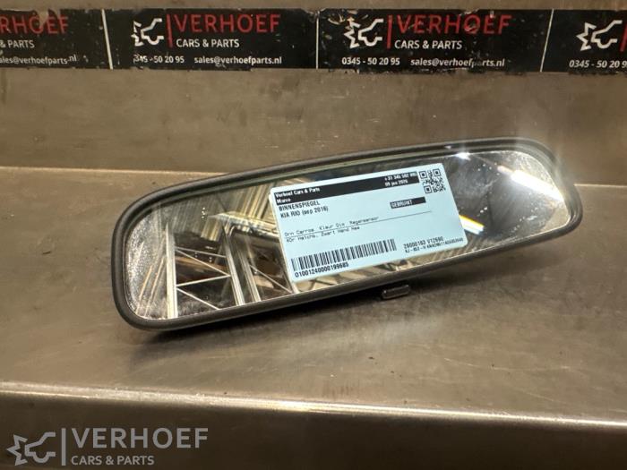 Używane Lusterko wewnetrzne Kia Rio III (UB) 1.2 CVVT 16V Cena € 20,00 Procedura marży oferowane przez Verhoef Cars & Parts