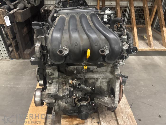 Used Engine Nissan Qashqai (J10) 2.0 16V Price on request offered by Verhoef Cars & Parts
