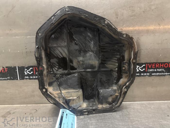 Gebrauchte Ölwanne Nissan Qashqai (J10) 2.0 16V Preis auf Anfrage angeboten von Verhoef Cars & Parts